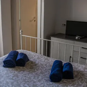 Гостевой дом Largo Anzani 19, Рим
