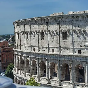 2* Pensión Colosseum Corner