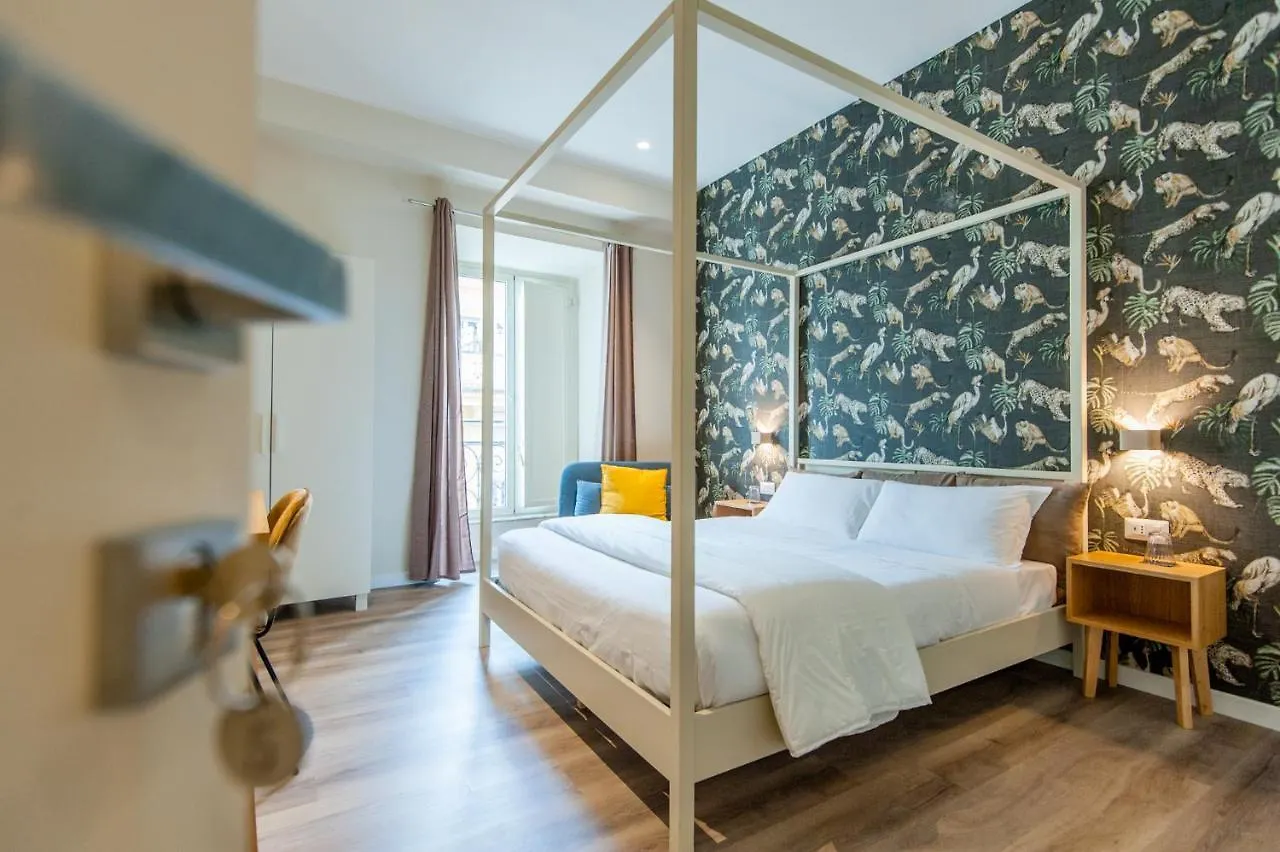 Design 18 Charming Rooms Roma 0*,